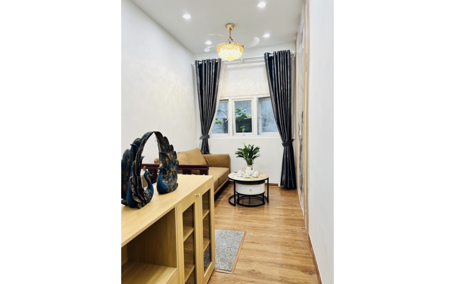 Cho thuê nhà nguyên căn trong Ngõ Khâm Thiên, Đống Đa 4tầng, 2 ngủ - Giá 16 triệu - Full nội thất đẹp như hình